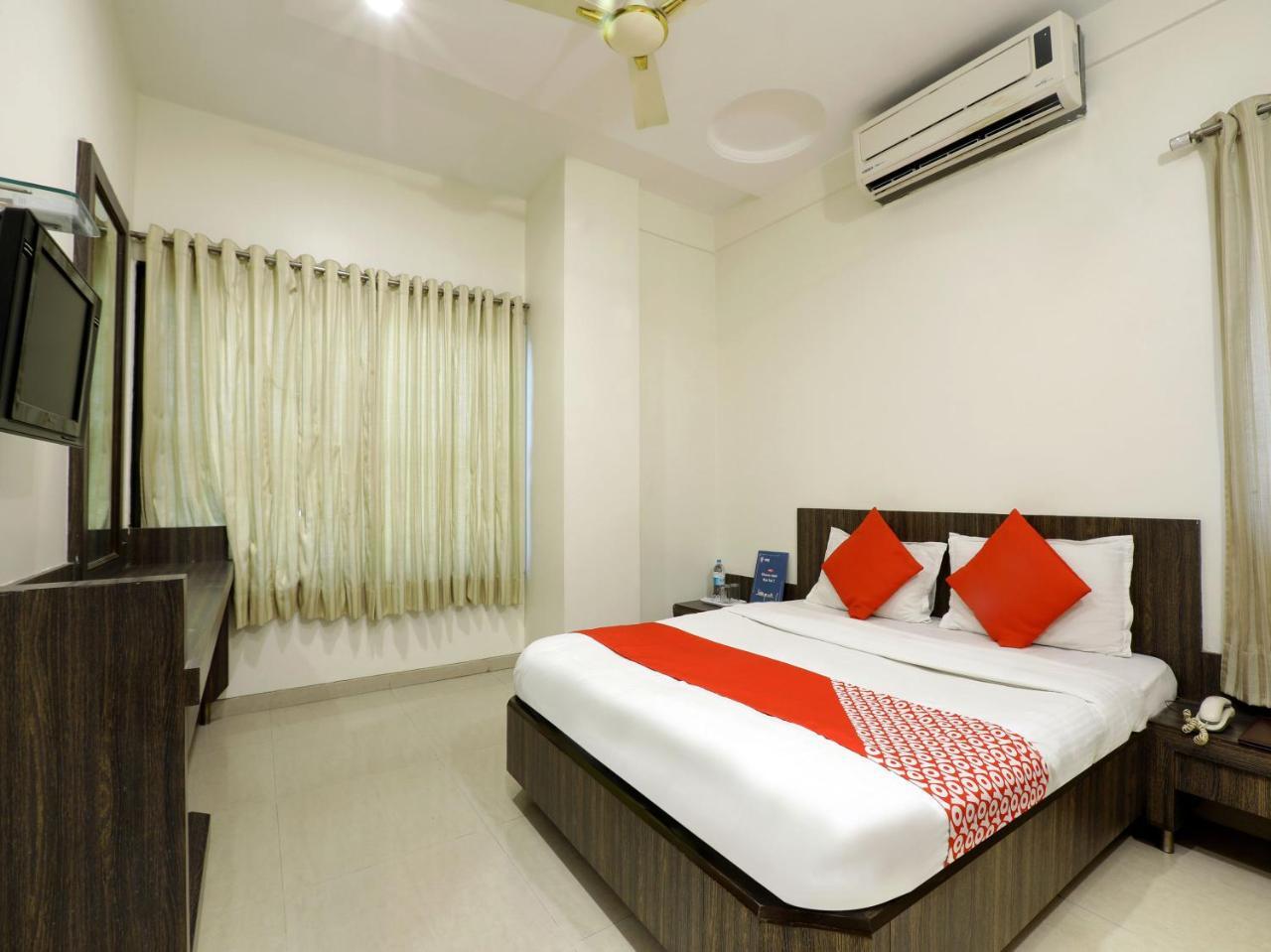 Oyo 4198 Hotel Shri Sai Murli Shirdi Eksteriør bilde
