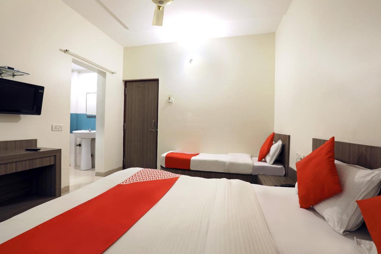 Oyo 4198 Hotel Shri Sai Murli Shirdi Eksteriør bilde